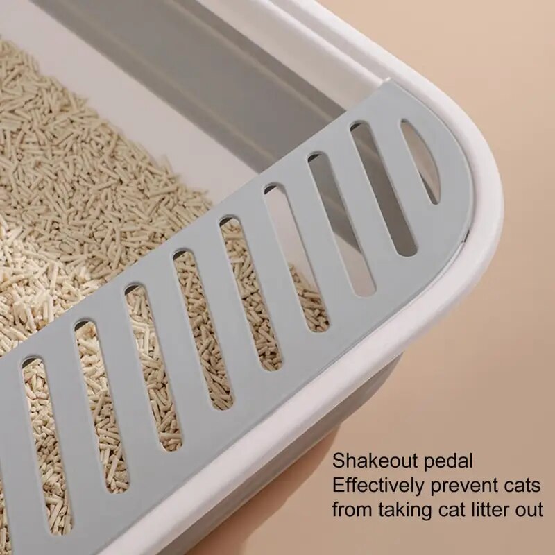 Hygiene Haven: Semi-Closed Plastic Cat Litter Box