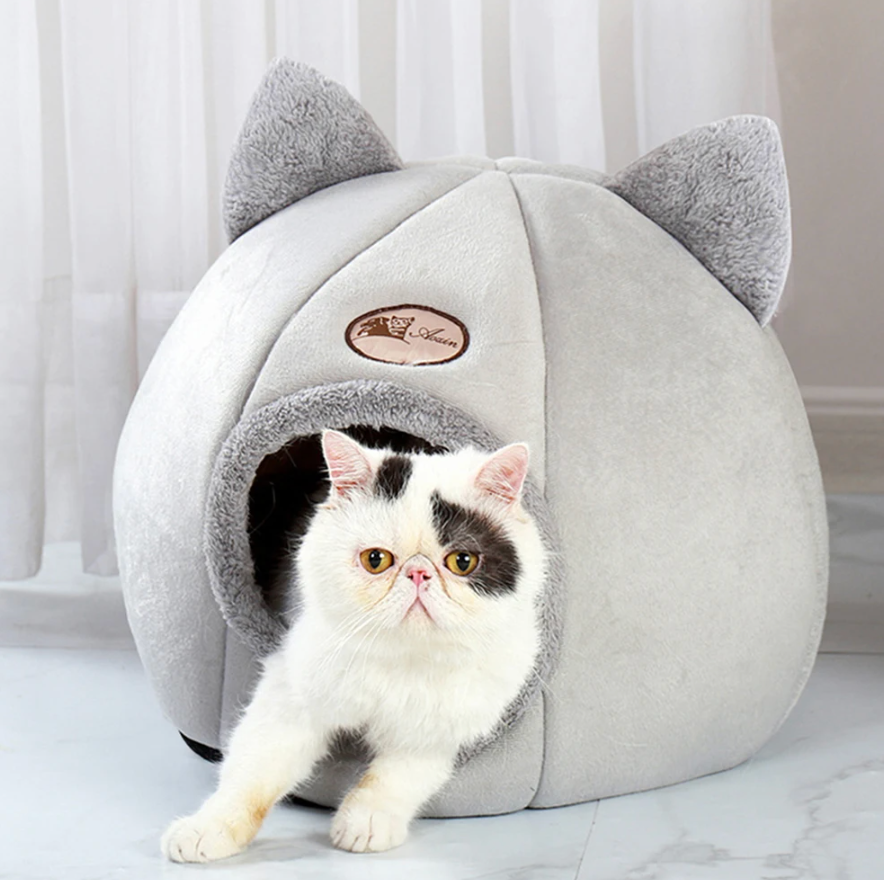 Ultimate Wintertime  Cave Cat Bed